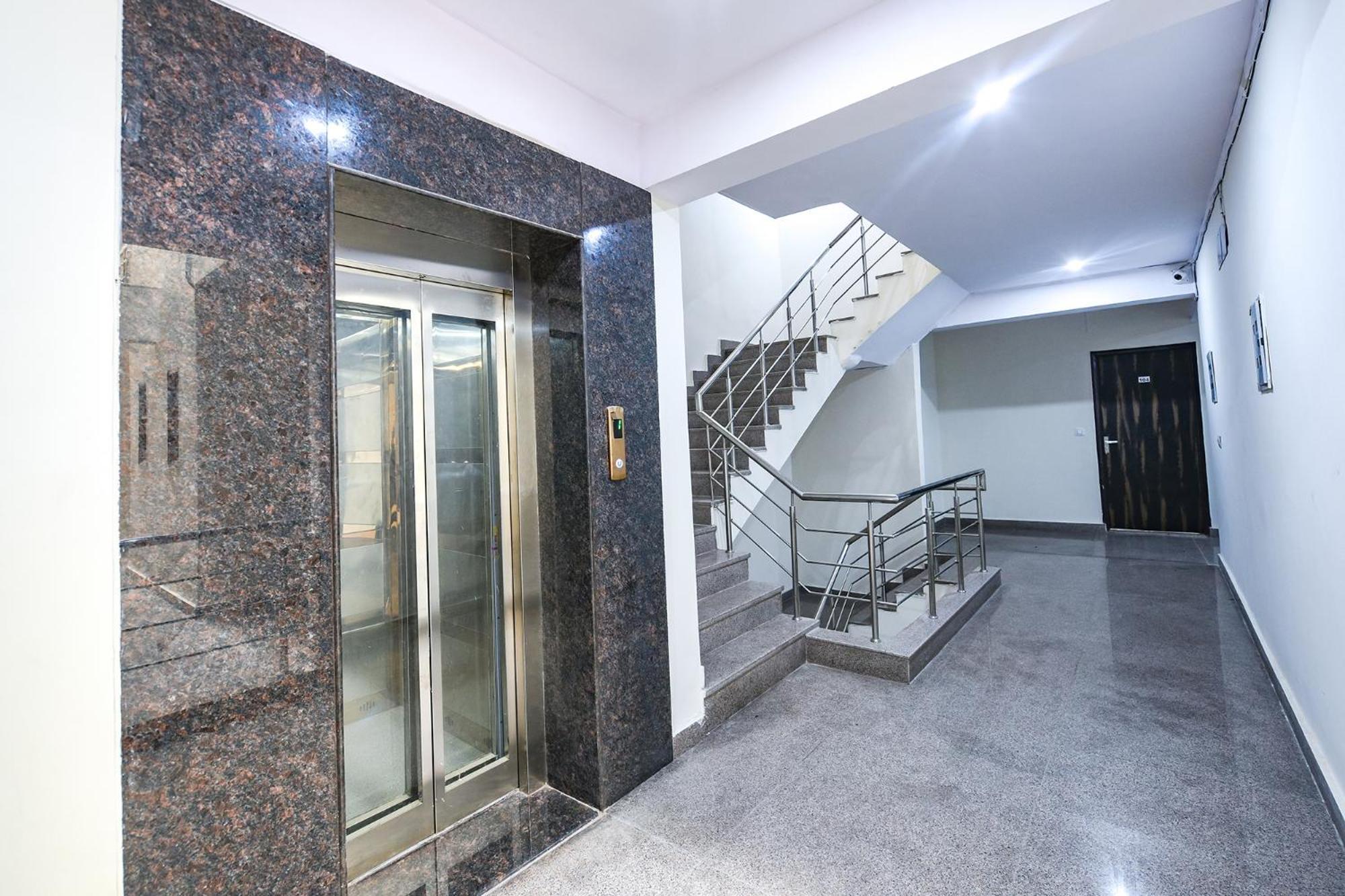 Fabhotel The Yashobhumi Near Yashobhoomi Convention Centre دلهي المظهر الخارجي الصورة